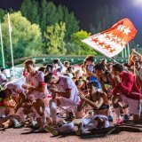 Les joueurs du FC Sion fêtent leur passage au 2ème tour de la Coupe de Suisse avec les fans valaisans à Delémont